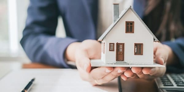 東京チーフデザイナー